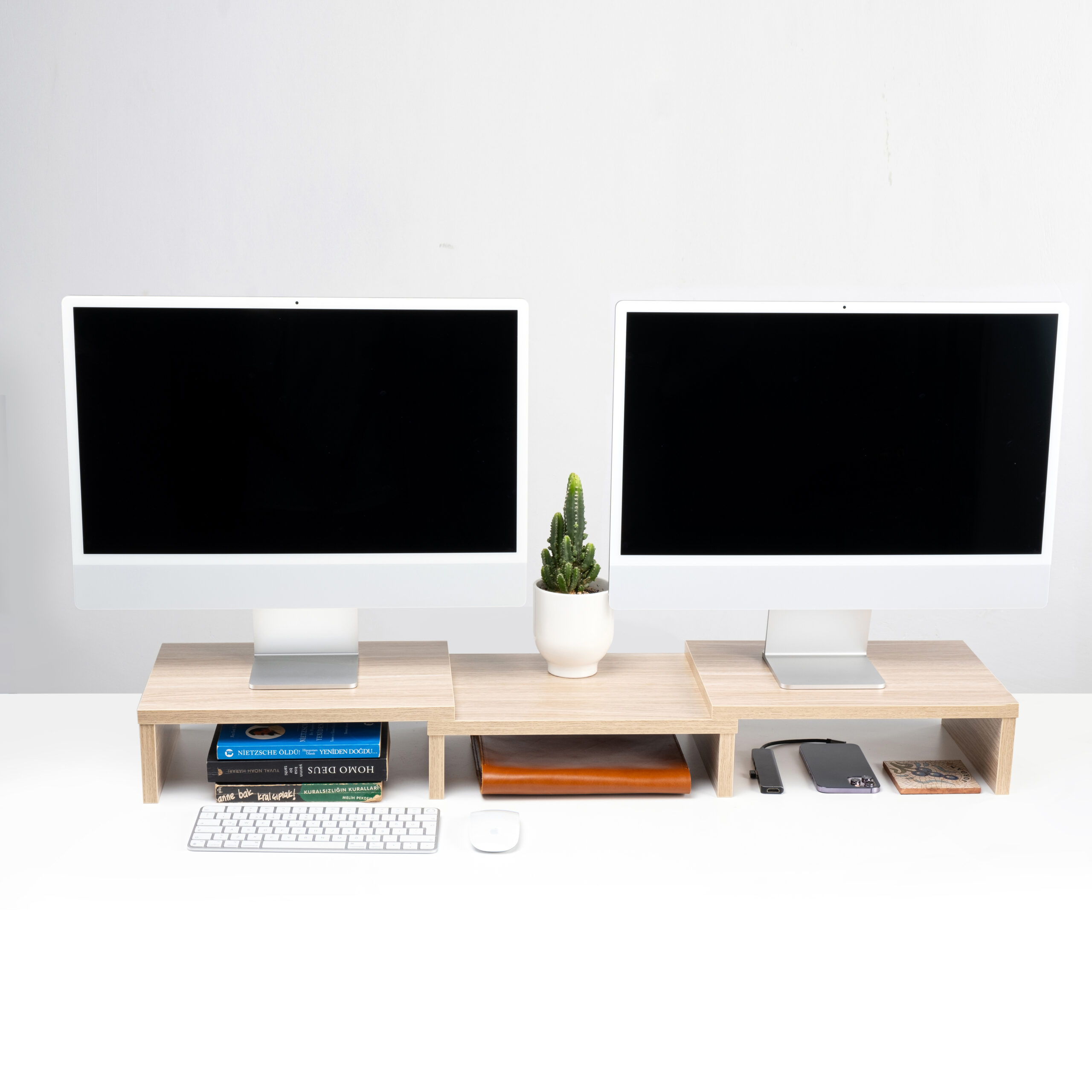 monitor-standi-mese-kare-00